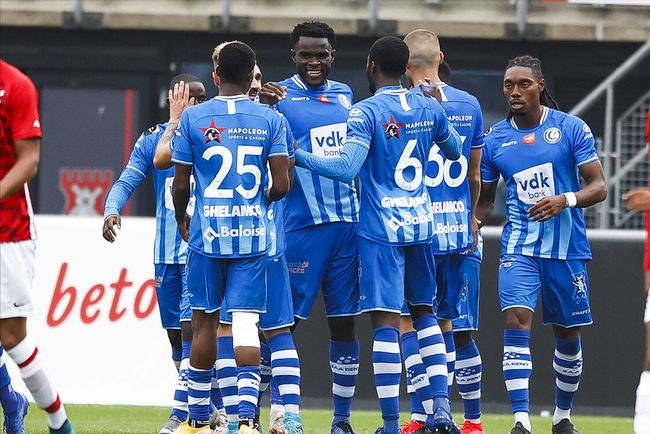 都从队友身 都从队友身