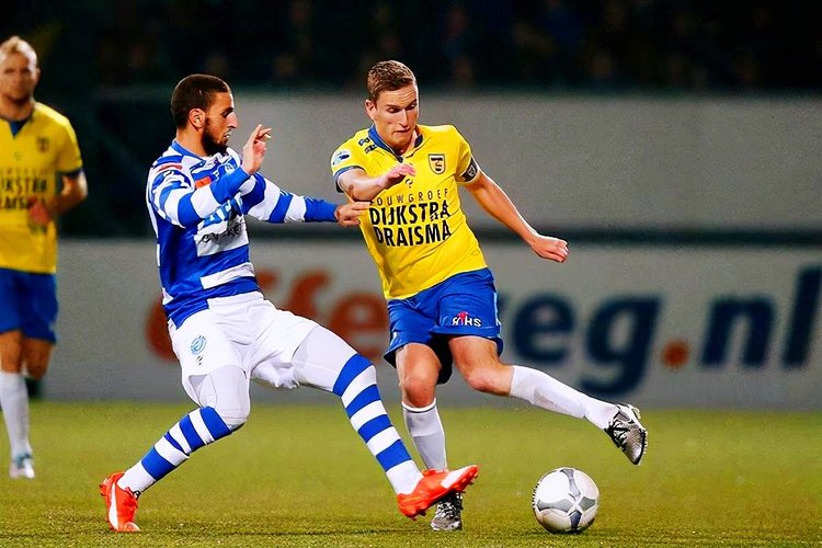 跳前一脚踩 跳前一脚踩